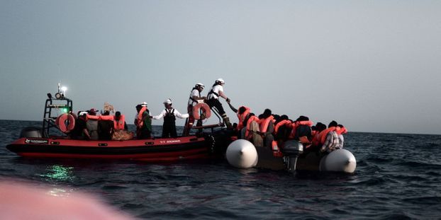 Quelques 995 migrants clandestins secourus en une semaine au large des côtes libyennes (OIM)