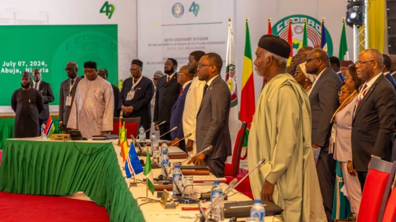 Le Président nigérian, Tinubu reconduit pour un an à la tête de la CEDEAO