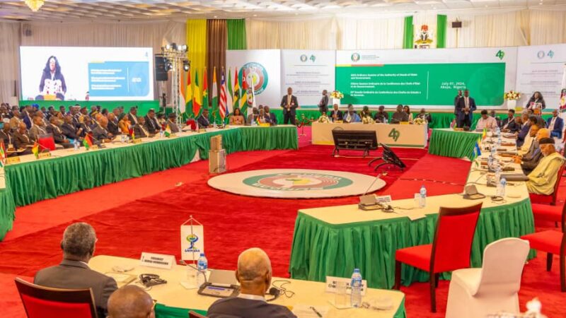 Pour son 2è mandat à la tête de la CEDEAO, le nigérian Tinubu défend de nouveau la mise en place d’une «Force régionale en attente»