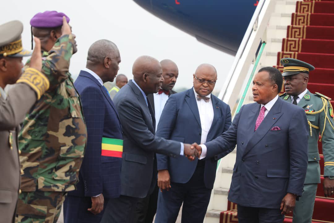 Congo-Brazzaville : Le défilé militaire a repris ce jeudi sa place dans la célébration du 64ème anniversaire de l’indépendance