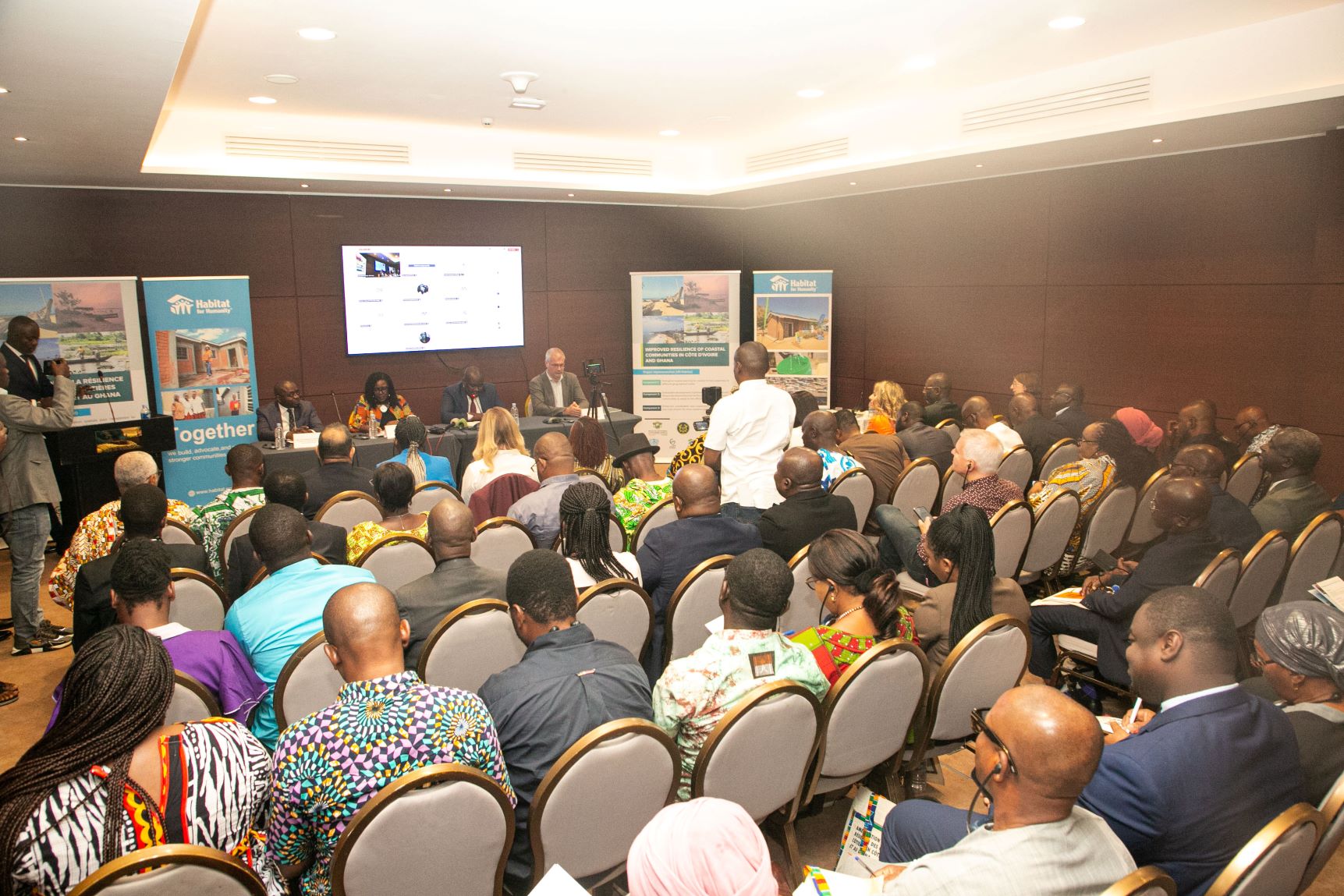 Lancement à Abidjan d’un projet d’amélioration de la résilience des communautés côtières en Côte d’Ivoire et au Ghana