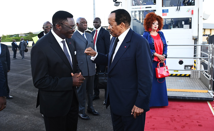 Le président camerounais, Paul Biya de retour au Palais présidentiel pour faire taire les spéculations sur son état de santé