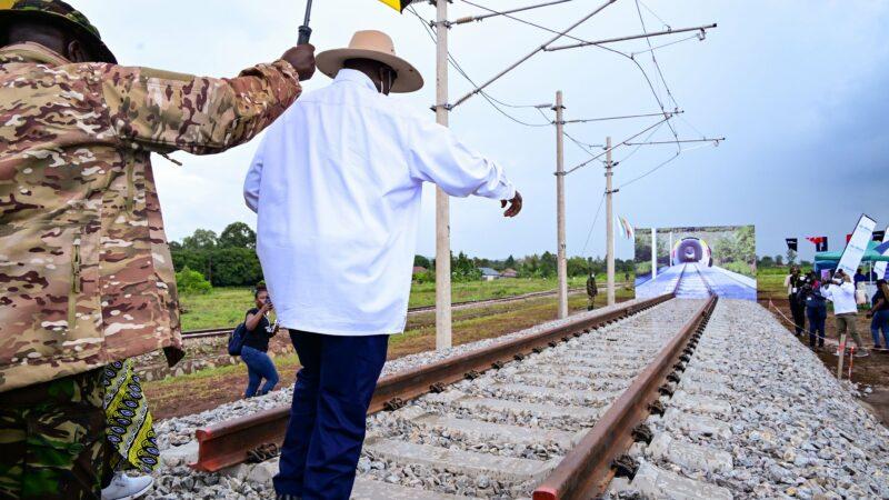 L’Ouganda va injecter 2,84 milliards de dollars dans le secteur ferroviaire