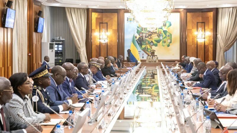 Le Gabon fixe la date de la présidentielle au 12 avril 2025 et renforce le dispositif institutionnel