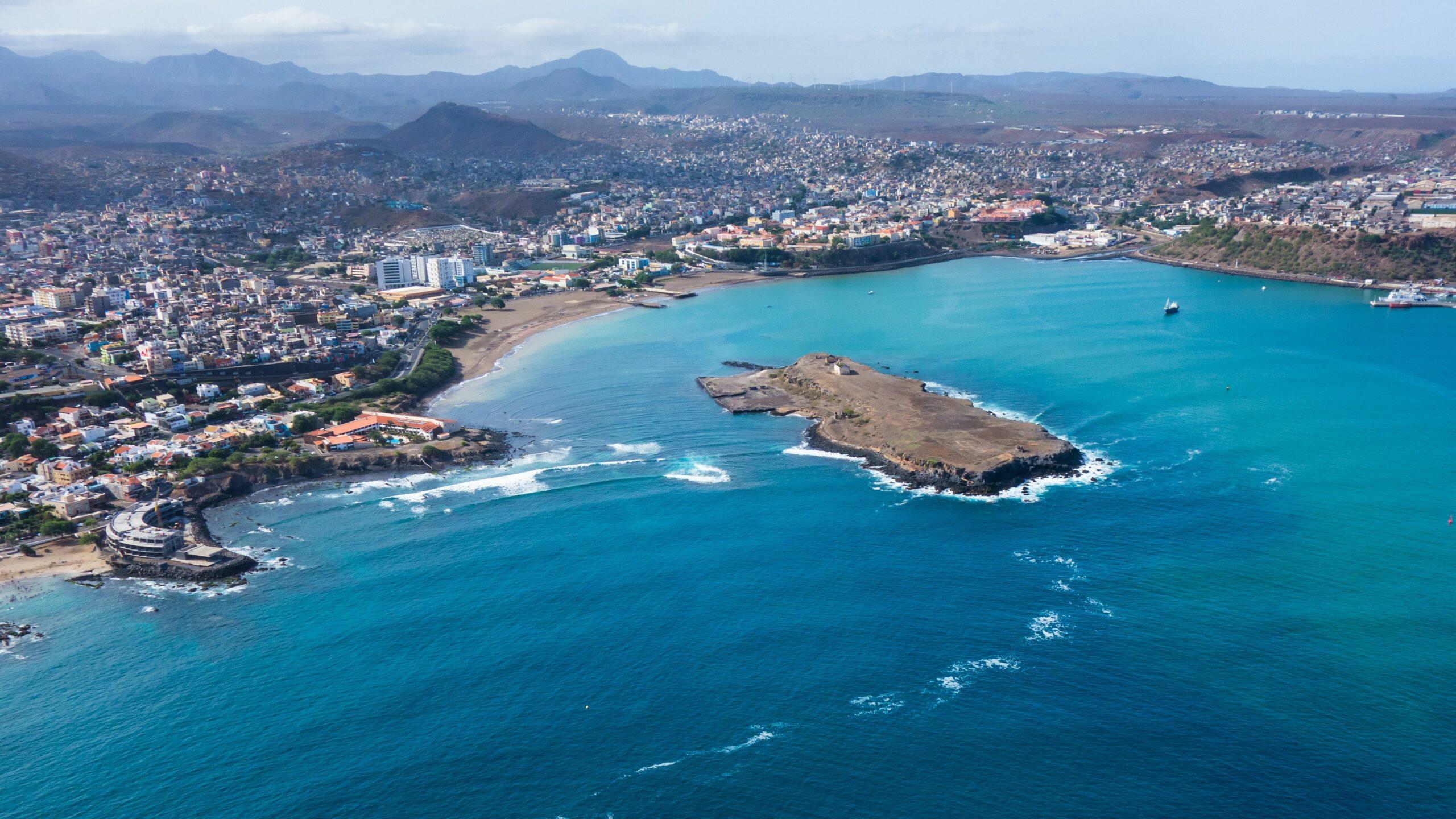 Le Cap-Vert souhaite associer étroitement promotion touristique et protection de requins sur ses côtes