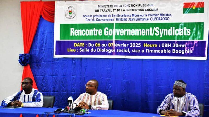 Burkina Faso : Gouvernement et Syndicats autour de la même table, pour débattre des préoccupations des travailleurs